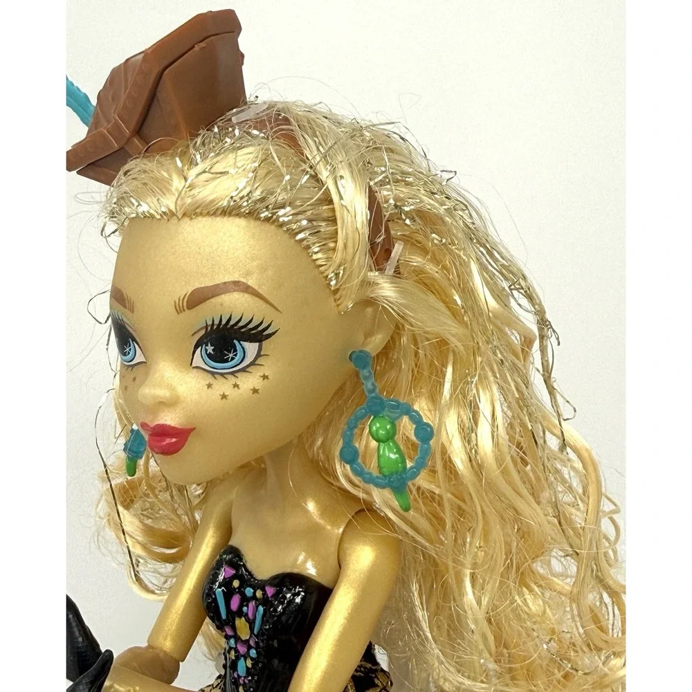Monster High Shriekwrecked Dayna Treasura Jones Doll 2016 Mattel DTV93